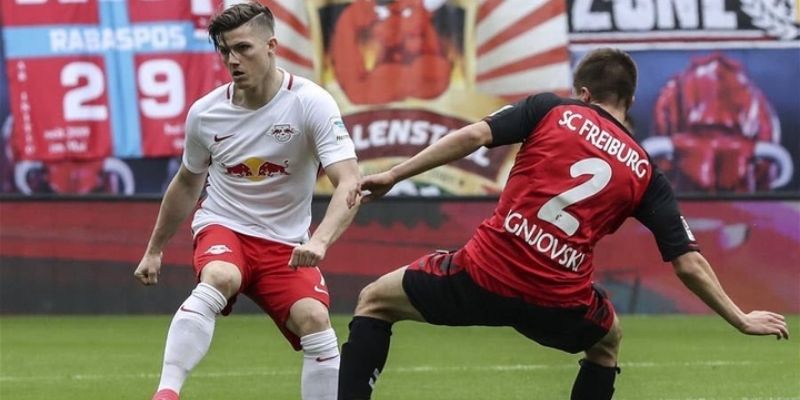 Thông tin chính thức lực lượng và đội hình ra sân của hai đội